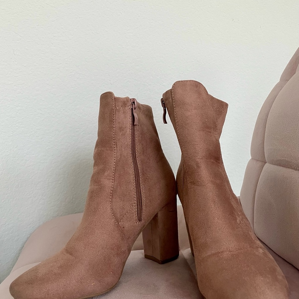 Top Moda Pink Booties - Picture 3 of 3